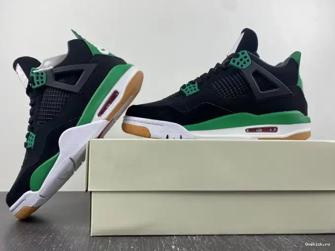 One Kick 4 DR5415-030 Retro SB Jordan 0628